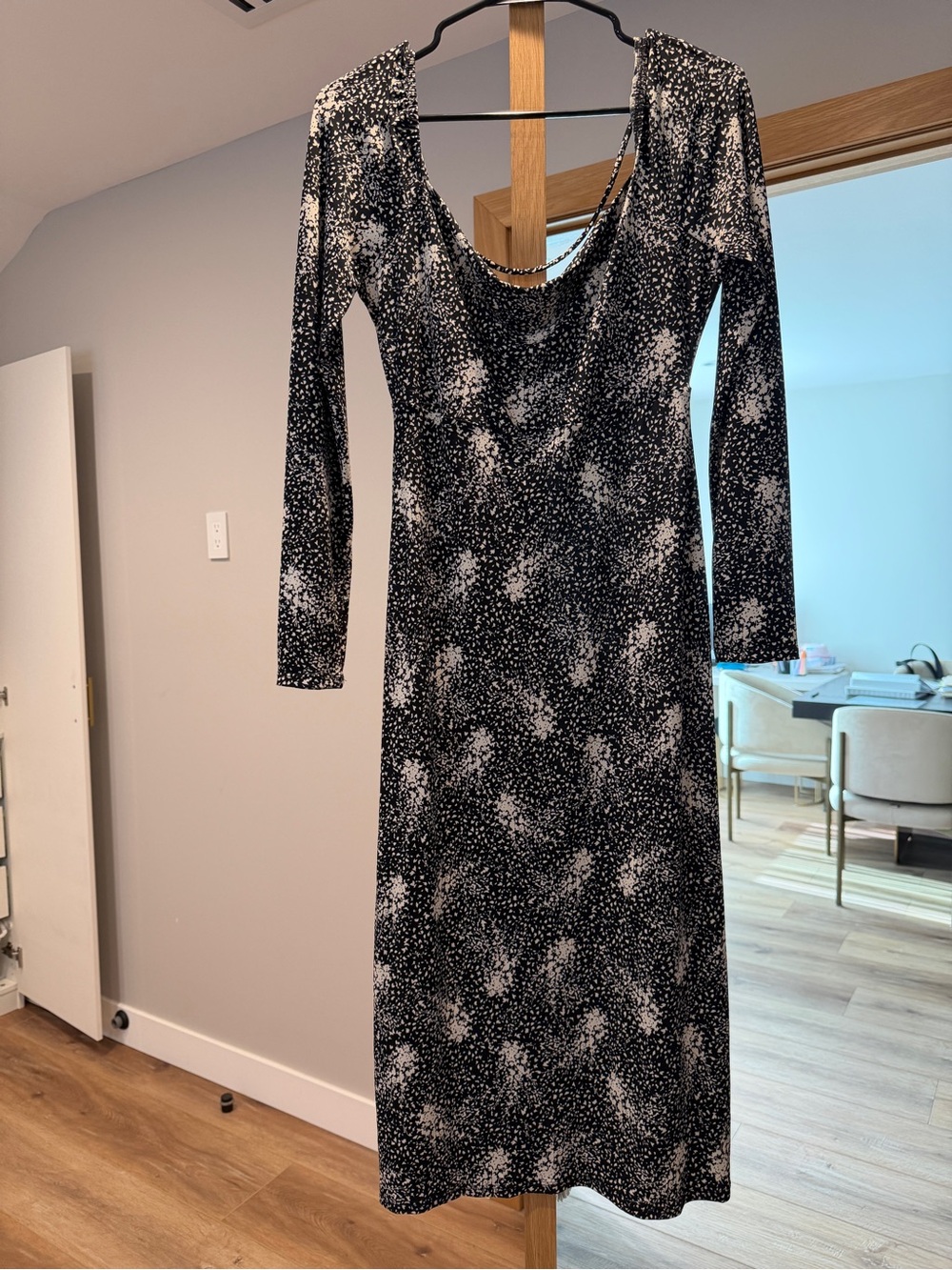 Lush Black and White Speckled Long Sleeve Midi Dress